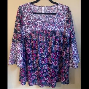 Floral Peasant Blouse. XL.